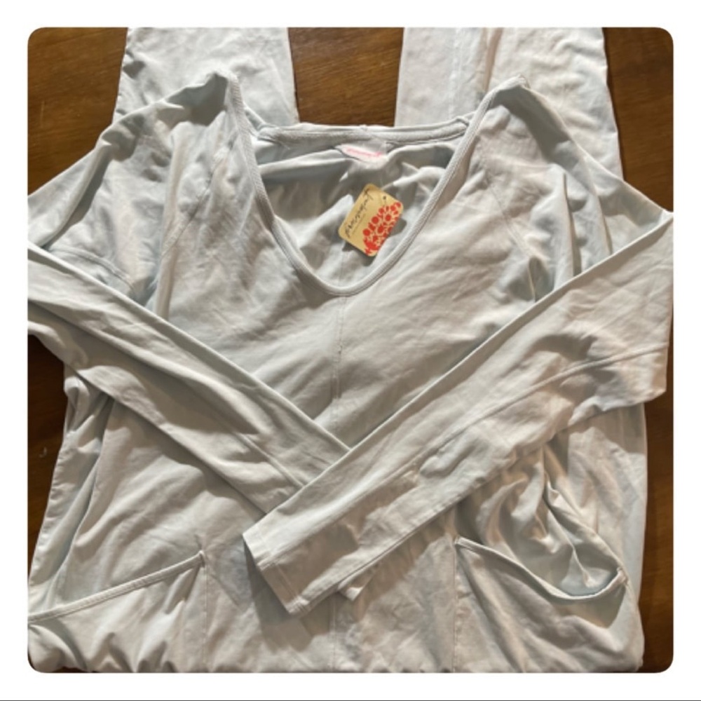 Free People HOT SHOT LONG SLEEVE ONESIE SIZE MEDIUM - Picture 12 of 12